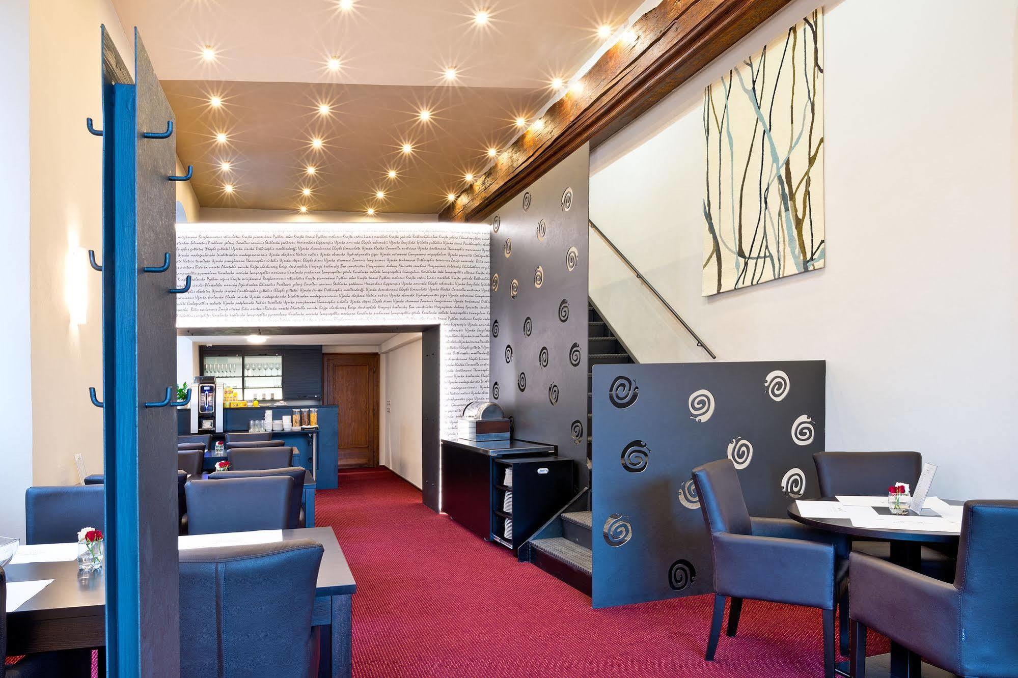 Hotel U Hada Zatec المظهر الخارجي الصورة